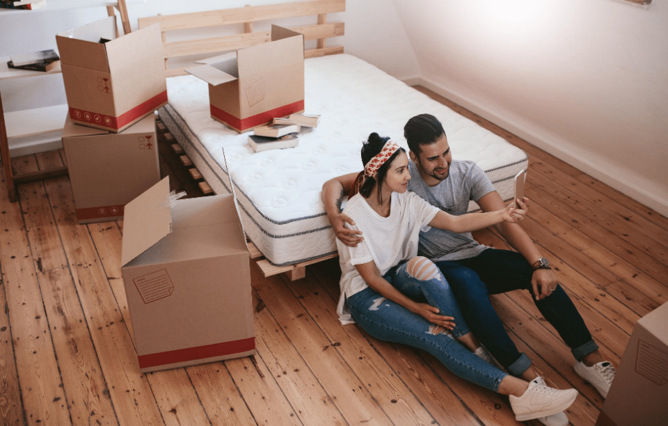 Tenant Communication: In-App Notifications to Tenants