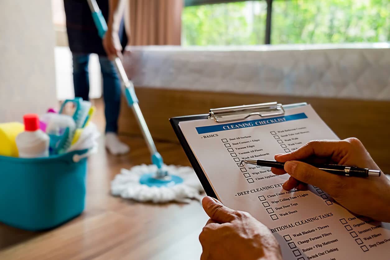Landlord vs Tenant Cleaning Responsibilities