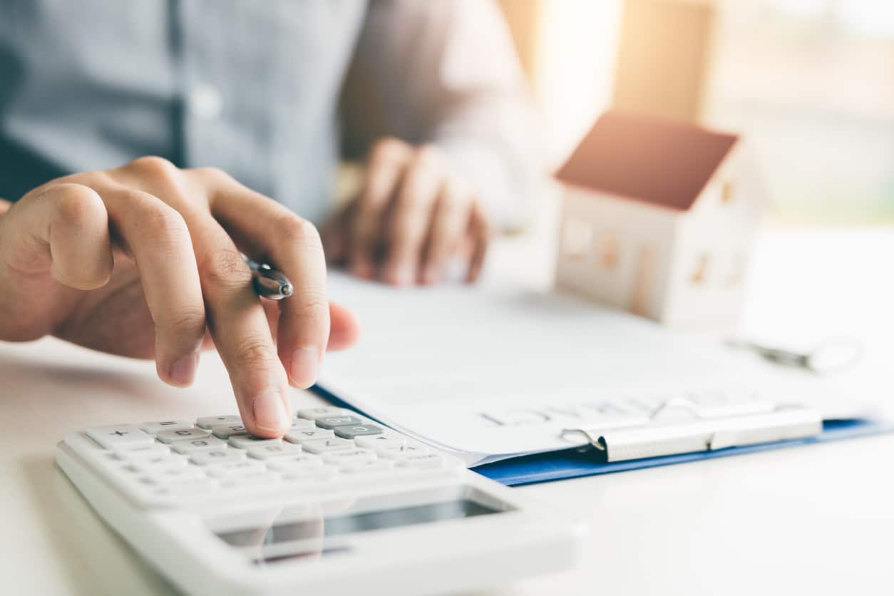 7 Ways to Keep Landlord Insurance Costs Down
