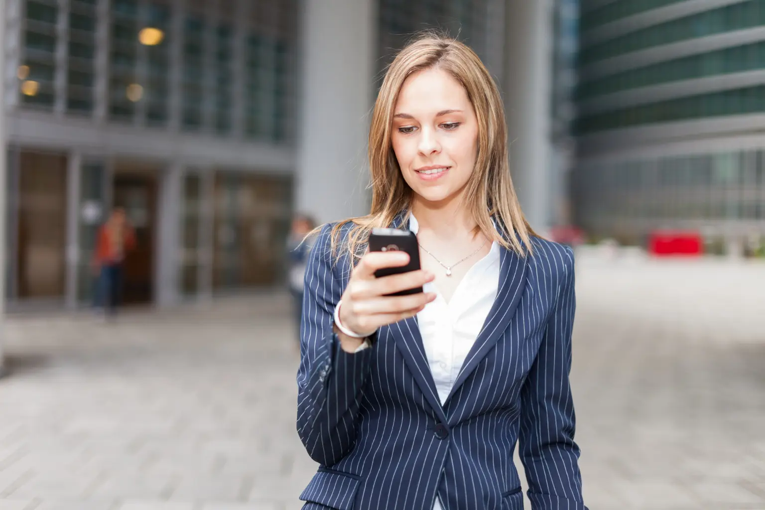 How To Communicate Effectively With Spanish-Speaking Tenants As a Landlord